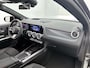 Mercedes-Benz EQA 250+ Business Solution AMG 71 kWh | Rijassistentiepakket | Nightpakket | GUARD 360° Plus | Trekhaak | Smartphone integratie | 20 inch AMG velgen | Panoramaschuifdak | 360°-camera | Burmester Sound systeem |