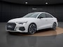 Audi A3 Limousine 35 TFSI S-Line | Stoelverwarming | ACC | Carplay | Camera | Navigatie | 19'' |