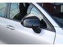Volvo V60 2.0 B3 177PK Momentum Advantage Sport Pack | MORITZ LEDEREN BEKLEDING KLEUR ZWART MET COMFORTSTOELEN | STOELVERWARMING | STUURVERWARMING | VOORRUITVERWARMING | ACHTERUITRIJCAMERA | PARKEERSENSOREN V+A | EXTRA GETINTE ACHTERRUITEN | ZWARTE R-DESIGN GRILL | LED 19" 5-TRIPLE MATT BLACK / DIAMOND (R-DESIGN) VELGEN | EXTERIEUR STYLING MET DORPELVERBREDERS EN DEFLECTORS VOOR EN ACHTER | DIFFUSER MET DUBBEL GENINTEGREERDE UITLAAT EINDPIJPEN |