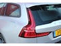 Volvo V60 2.0 B3 177PK Momentum Advantage Sport Pack | MORITZ LEDEREN BEKLEDING KLEUR ZWART MET COMFORTSTOELEN | STOELVERWARMING | STUURVERWARMING | VOORRUITVERWARMING | ACHTERUITRIJCAMERA | PARKEERSENSOREN V+A | EXTRA GETINTE ACHTERRUITEN | ZWARTE R-DESIGN GRILL | LED 19" 5-TRIPLE MATT BLACK / DIAMOND (R-DESIGN) VELGEN | EXTERIEUR STYLING MET DORPELVERBREDERS EN DEFLECTORS VOOR EN ACHTER | DIFFUSER MET DUBBEL GENINTEGREERDE UITLAAT EINDPIJPEN |