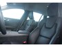 Volvo V60 2.0 B3 177PK Momentum Advantage Sport Pack | MORITZ LEDEREN BEKLEDING KLEUR ZWART MET COMFORTSTOELEN | STOELVERWARMING | STUURVERWARMING | VOORRUITVERWARMING | ACHTERUITRIJCAMERA | PARKEERSENSOREN V+A | EXTRA GETINTE ACHTERRUITEN | ZWARTE R-DESIGN GRILL | LED 19" 5-TRIPLE MATT BLACK / DIAMOND (R-DESIGN) VELGEN | EXTERIEUR STYLING MET DORPELVERBREDERS EN DEFLECTORS VOOR EN ACHTER | DIFFUSER MET DUBBEL GENINTEGREERDE UITLAAT EINDPIJPEN |