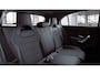 Mercedes-Benz A-klasse 200 Business Solution AMG | Panoramadak | Widescreen | Sfeerverlichting | Stoelverwarming |