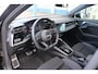 Audi A3 Limousine 30 TFSI S edition 19'' Lichtmetalen Velgen | Adaptive Cruise Control | Climate Control | Navigatie | Parkeersensoren |