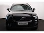 Volvo XC40 B4 Plus Dark - IntelliSafe Assist & Surround - 360º Camera - Harman/Kardon audio - Verwarmde voorstoelen & stuur - Parkeersensoren voor & achter - Elektr. bedienb. voorstoelen met geheugen links - Draadloze tel. lader - Standkachel - Extra getint glas - 18' LMV