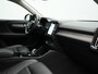 Volvo XC40 T5 Recharge Inscription PHEV 263pk Dealer O.H. | Trekhaak Af Fabriek | Adaptive Cruise | Camera | Harman / Kardon | Lederen Sportstoelen Memory & Verwarmd | Stuur Verwarmd | Keyless | Apple Carplay | Navigatie | DAB | Plug In Hybrid