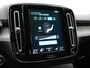 Volvo XC40 T5 Recharge Inscription PHEV 263pk Dealer O.H. | Trekhaak Af Fabriek | Adaptive Cruise | Camera | Harman / Kardon | Lederen Sportstoelen Memory & Verwarmd | Stuur Verwarmd | Keyless | Apple Carplay | Navigatie | DAB | Plug In Hybrid