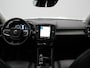 Volvo XC40 T5 Recharge Inscription PHEV 263pk Dealer O.H. | Trekhaak Af Fabriek | Adaptive Cruise | Camera | Harman / Kardon | Lederen Sportstoelen Memory & Verwarmd | Stuur Verwarmd | Keyless | Apple Carplay | Navigatie | DAB | Plug In Hybrid