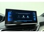 Peugeot 5008 1.2 Hybrid 136 GT | Focal Audio | Elektrische Achterklep | Camera voor + Achter | Navigatie | Climate & Cruise Control | Stoelverarming |