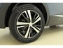 Peugeot 5008 1.2 Hybrid 136 GT | Focal Audio | Elektrische Achterklep | Camera voor + Achter | Navigatie | Climate & Cruise Control | Stoelverarming |