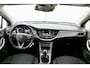 Opel Astra 1.2 Business Edition wit