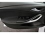 Opel Astra 1.2 Business Edition wit