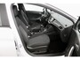 Opel Astra 1.2 Business Edition wit