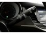 Opel Astra 1.2 Business Edition wit