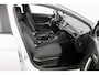 Opel Astra 1.2 Business Edition wit