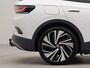 Volkswagen ID.4 Max 77 kWh panorama dak incl wegklapbare trekhaak | SoH 90,8 % | Wegklapbare trekhaak | Glazen panorama dak | Apple Carplay | Rondomzicht camera | Parkeersensoren voor en achter | Voorstoelen verwarmd | Wifi | Spraakbediening | Warmtewerende