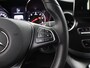 Mercedes-Benz V-klasse 300d 4-MATIC | L2 Lang | AMG | Dubbele Cabine | Carplay | Touch Screen Upgrade | Distronic Plus | Burmester | Stoelverwarming | Lederen Bekleding | 5-zits | 2500 KG Trekhaak | Parkeercamera | AMG