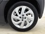 Toyota Aygo X 1.0 VVT-i MT first + | BTW Voertuig | Dealer onderhouden | Climate Control | Stoelverwarming | Achteruitrijcamera | Apple CarPlay/Android Auto |