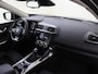 Renault Kadjar 1.3 TCe Intens | airco automatisch | Apple Carplay/Android | cruise control | lederen/stof bekleding | LED koplampen | lichtmetalen velgen 18" | navigatiesysteem full map |