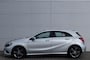 Mercedes-Benz A-klasse 180 AUT. AMBITION / NL AUTO / PDC V+A / Bi XENON / TREKH.