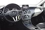 Mercedes-Benz A-klasse 180 AUT. AMBITION / NL AUTO / PDC V+A / Bi XENON / TREKH.