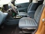 Fiat Grande Panda La Prima 11 kW 44 kWh | Apple Carplay/Android Auto | Achteruitrijcamera | Cruise Control | Stoelverwarming | Lichtmetalen Velgen |