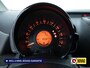 Peugeot 108 1.0 e-VTi Active 73 PK | Airconditioning | BT Telefoon & Audio | DAB | Led Dagrijverlichting | Zwart met. | Multifunctioneel stuurwiel, Centrale vergrendeling met afstandsbediening