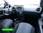 Peugeot 108 1.0 e-VTi Active 73 PK | Airconditioning | BT Telefoon & Audio | DAB | Led Dagrijverlichting | Zwart met. | Multifunctioneel stuurwiel, Centrale vergrendeling met afstandsbediening