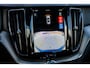 Volvo XC60 2.0 T6 Plug-in hybrid AWD Plus Black Edition | Long Range | Adaptieve Cruise Control | Panoramadak | Stoel en Stuurverwarming | Dodehoek Detectie | 21" |