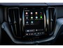 Volvo XC60 2.0 T6 Plug-in hybrid AWD Plus Black Edition | Long Range | Adaptieve Cruise Control | Panoramadak | Stoel en Stuurverwarming | Dodehoek Detectie | 21" |
