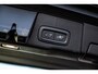 Volvo XC60 2.0 T6 Plug-in hybrid AWD Plus Black Edition | Long Range | Adaptieve Cruise Control | Panoramadak | Stoel en Stuurverwarming | Dodehoek Detectie | 21" |