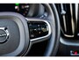 Volvo XC60 2.0 T6 Plug-in hybrid AWD Plus Black Edition | Long Range | Adaptieve Cruise Control | Panoramadak | Stoel en Stuurverwarming | Dodehoek Detectie | 21" |