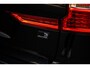 Volvo XC60 2.0 T6 Plug-in hybrid AWD Plus Black Edition | Long Range | Adaptieve Cruise Control | Panoramadak | Stoel en Stuurverwarming | Dodehoek Detectie | 21" |