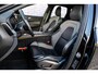 Volvo XC60 2.0 T6 Plug-in hybrid AWD Plus Black Edition | Long Range | Adaptieve Cruise Control | Panoramadak | Stoel en Stuurverwarming | Dodehoek Detectie | 21" |