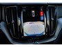 Volvo XC60 2.0 T6 Plug-in hybrid AWD Plus Black Edition | Long Range | Adaptieve Cruise Control | Panoramadak | Stoel en Stuurverwarming | Dodehoek Detectie | 21" |