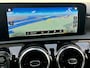 Mercedes-Benz A-klasse 180 Business Solution Wide screen Stoelverwarming Draadloze tel lader Stuurschakeling Verlaagd + 18 inch