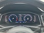 Volkswagen T-Roc 2.0 TSI 4Motion R | 301 PK | Automaat | Panorama Dak | Digital Cockpit PRO | Stoelverwarming | Climatronic (Automatische Airco) | Carplay / Android Auto