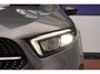Mercedes-Benz A-klasse 250 e Business Solution AMG Limited+Leder+Sfeer-ver.+carplay+camera+stoel-verw = SUPER PRIJS !