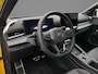 Volkswagen T-Roc R-Line First Edition 1.5 eTSI 150pk DSG Automaat Panoramadak, Harman Kardon audio, Adaptive cruise control, LED matrix koplampen, Lederen bekleding, Black style