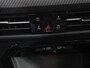 Volkswagen Golf 1.5 eTSI R-Line | Climate Control | Apple carplay/ Andriod Auto | Achteruitrij camera | Parkeersensoren | Sfeerverlichting | Lichtmetalen velgen | Led lampen