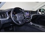 Volvo XC60 T8 Recharge AWD Ultra Dark - Panorama/schuifdak - IntelliSafe Assist & Surround - 360º Camera - Bowers & Wilkins audio - Adaptieve LED koplampen - Verwarmde voorstoelen, stuur & achterbank - Parkeersensoren voor & achter - Elektr. bedienb. voorstoelen met geheugen - Head up display - Extra getint glas - Elektr. inklapbare trekhaak - 20' LMV