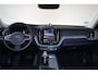 Volvo XC60 T8 Recharge AWD Ultra Dark - Panorama/schuifdak - IntelliSafe Assist & Surround - 360º Camera - Bowers & Wilkins audio - Adaptieve LED koplampen - Verwarmde voorstoelen, stuur & achterbank - Parkeersensoren voor & achter - Elektr. bedienb. voorstoelen met geheugen - Head up display - Extra getint glas - Elektr. inklapbare trekhaak - 20' LMV
