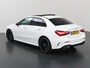 Mercedes-Benz A-klasse Limousine 180 Star Edition AMG Panoramadak | Night-pakket | 19" AMG velgen | Sfeerverlichting | Stoelverwarming | Multibeam led koplampen