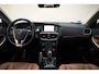 Volvo V40 Cross Country 1,5 T3 Polar+Luxury Aut. [ Panorama dak Leer cruise Navigatie]