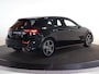 Mercedes-Benz A-klasse 180 Star Edition AMG Line | Night | Achteruitrijcamera | Led koplampen | Stoelverwarming | Getint glas |