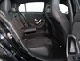 Mercedes-Benz A-klasse 180 Star Edition AMG Line | Night | Achteruitrijcamera | Led koplampen | Stoelverwarming | Getint glas |