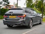 BMW 3-Serie Touring M340i XDRIVE AUT8 HIGH EXECUTIVE PANODAK SPORTLEDER 360.CAMERA NAVI HARMAN-KARDON.AUDIO 19INCH.LMV PDC