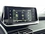 Peugeot 2008 SUV 1.2 130 pk Allure Pack | Camera | CarPlay | Stoelverwarming | All Season Banden