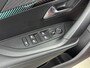Peugeot 2008 SUV 1.2 130 pk Allure Pack | Camera | CarPlay | Stoelverwarming | All Season Banden