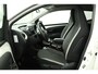 Toyota Aygo 1.0 VVT-i x-cite | Led verlichting | Achteruitrijcamera | Lichtmetalen velgen | Cabrio dak | All season banden | Apple Carplay/Android Auto |