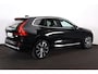 Volvo XC60 T6 Recharge AWD Core Bright - Panorama/schuifdak - Parkeercamera achter - Verwarmde voorstoelen, stuur & achterbank - Parkeersensoren voor & achter - Draadloze tel. lader - Cruise control - Standkachel - Extra getint glas - 20' LMV